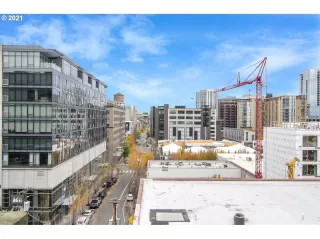 Photo #4: 21617779 Listing