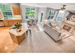 Photo #6: 21619720 Listing 