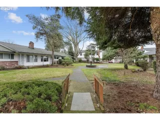 Photo #2: 21620245 Listing