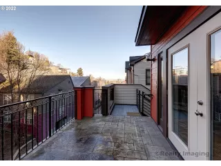 Photo #2: 21620277 Listing