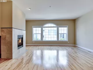 Photo #4: 21621292 Listing 