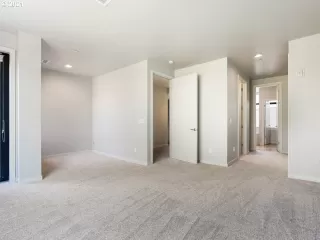 Photo #3: 21621722 Listing