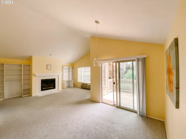 MLS: 21621981 Condo For Sale