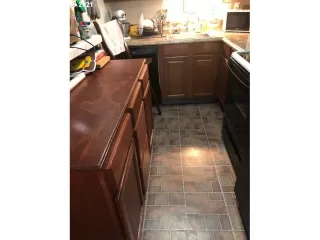 Photo #4: 21621985 Listing