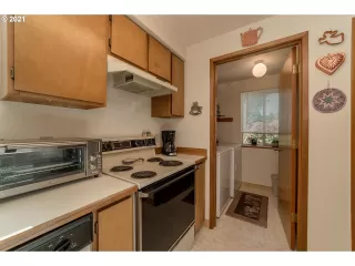 Photo #2: 21621986 Listing 