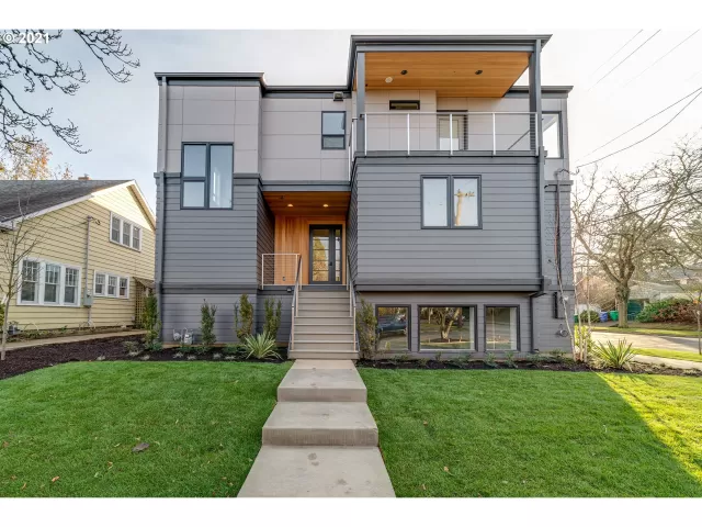 MLS: 21622257 Condo For Sale