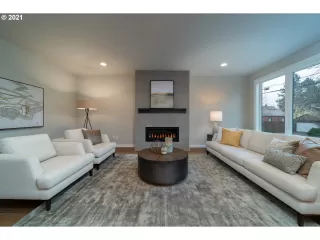 Photo #3: 21622257 Listing