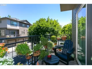 Photo #2: 21622317 Listing 