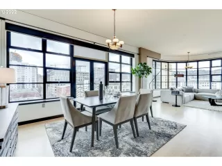 Photo #2: 21622440 Listing 