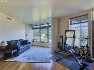Photo #4: 21622932 Listing 