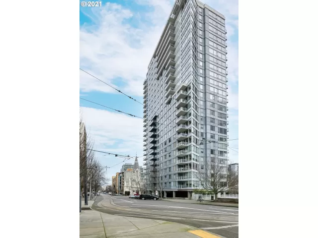 MLS: 21622958 Condo For Sale