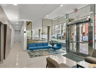 Photo #2: 21622958 Listing