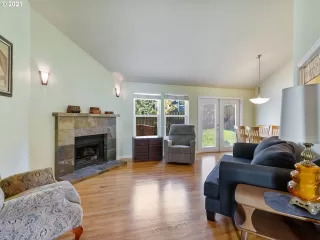 Photo #3: 21623011 Listing 