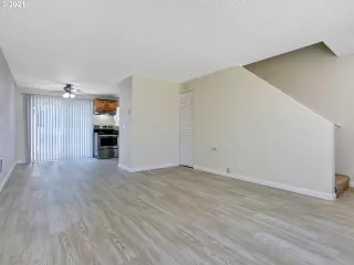 Photo #3: 21623214 Listing 