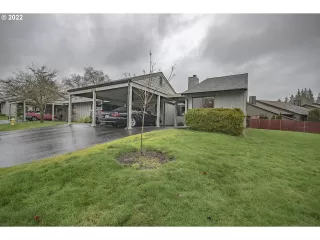 Photo #1: 21625517 Listing