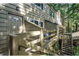 Photo #1: 21626175 Listing