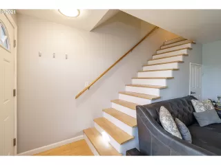 Photo #3: 21626175 Listing