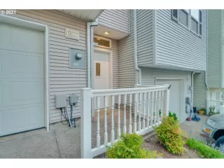 More Details about MLS # 21626284 : 10535 SW COUGAR LN