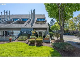 Photo #2: 216266315 Listing