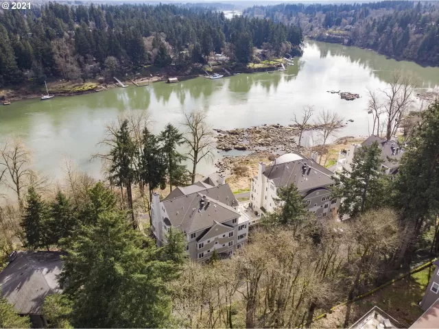 MLS: 21628383 Condo For Sale