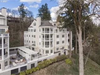 Photo #3: 21628383 Listing 