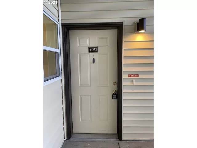 MLS: 21628554 Condo For Sale