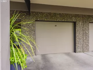 Photo #5: 21628834 Listing 