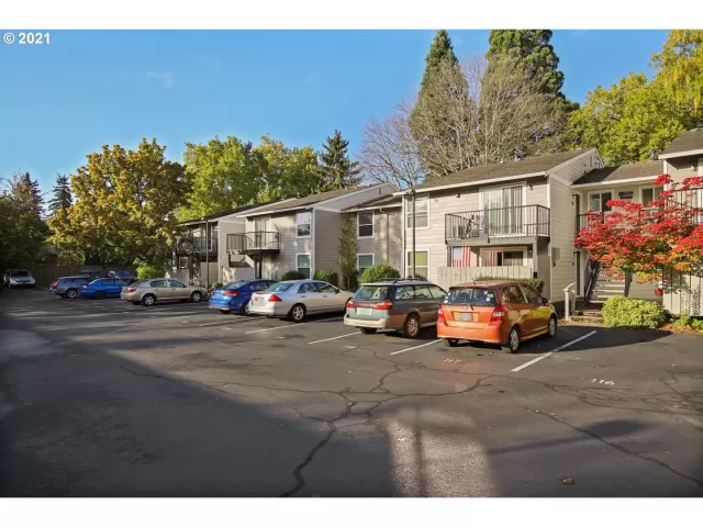 MLS: 21628977 Condo For Sale