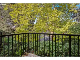 Photo #4: 21628977 Listing