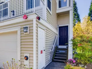 Photo #1: 21630519 Listing