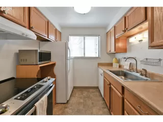 Photo #4: 21631012 Listing 