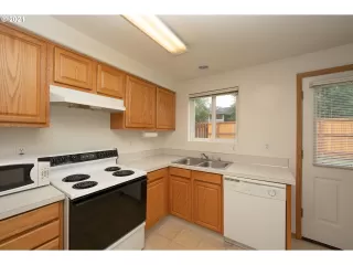 Photo #1: 21631227 Listing