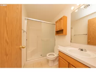 Photo #6: 21631227 Listing