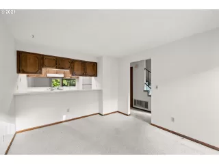 Photo #3: 21631723 Listing