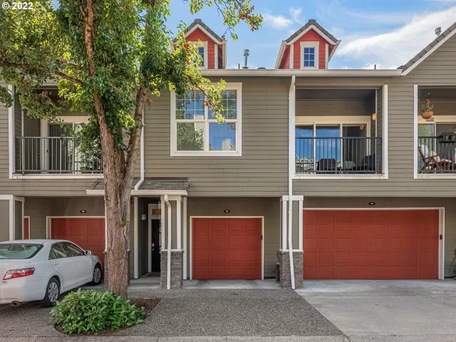 MLS: 21633974 Condo For Sale