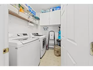 Photo #2: 21634676 Listing