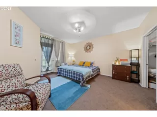 Photo #4: 21634676 Listing