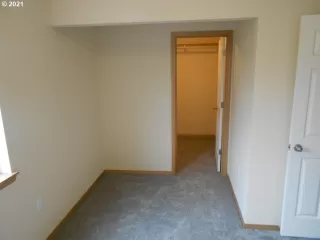 Photo #4: 21635538 Listing 