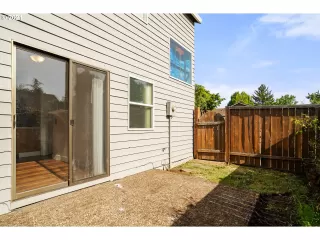 Photo #2: 21635819 Listing