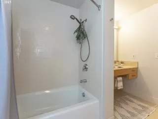 Photo #1: 21636498 Listing 