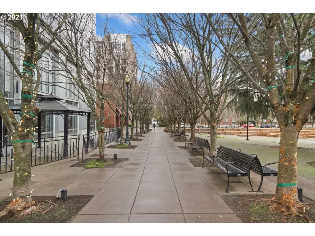 MLS: 21636522 Condo For Sale