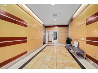 Photo #5: 21636522 Listing 