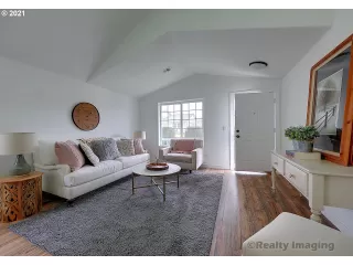 Photo #1: 21637254 Listing