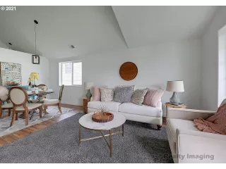 Photo #2: 21637254 Listing