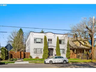 More Details about MLS # 21638375 : 4763 N LOMBARD ST 11
