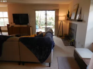 Photo #1: 21639169 Listing