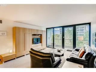 Photo #3: 21639554 Listing
