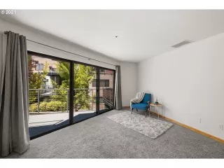 Photo #6: 21641399 Listing 