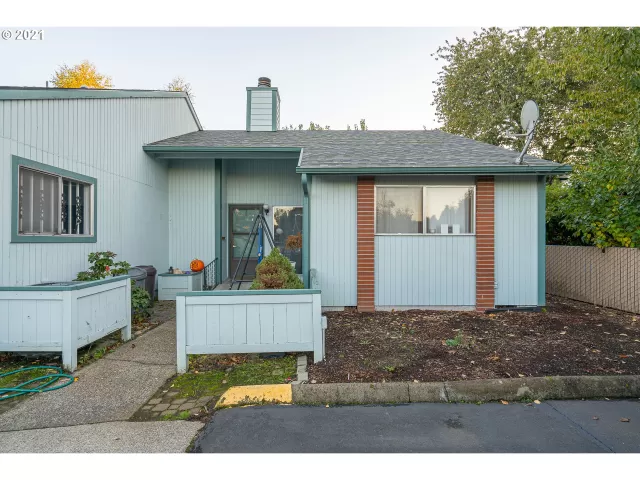 MLS: 21643352 Condo For Sale