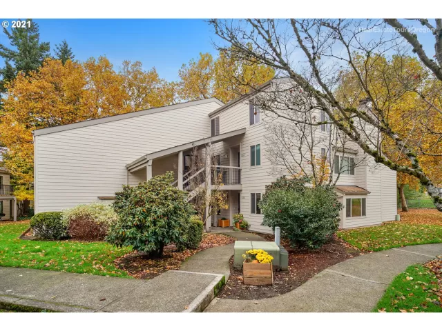 MLS: 21643952 Condo For Sale